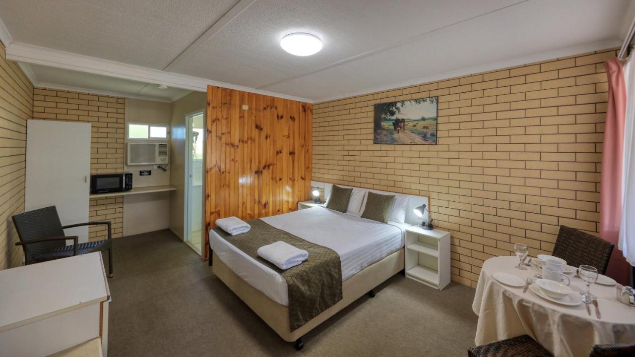 Binalong Motel Goondiwindi Zewnętrze zdjęcie