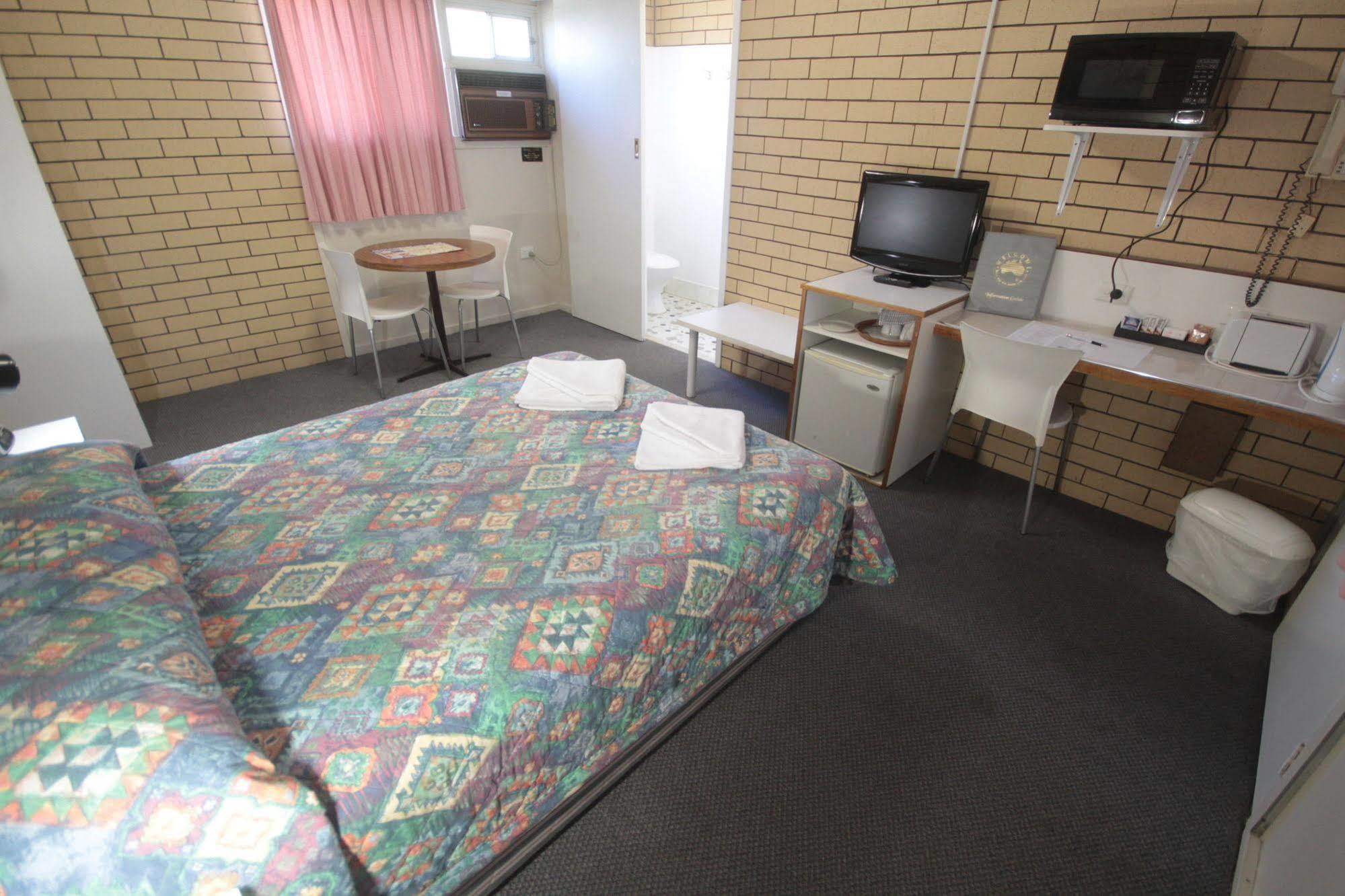 Binalong Motel Goondiwindi Zewnętrze zdjęcie